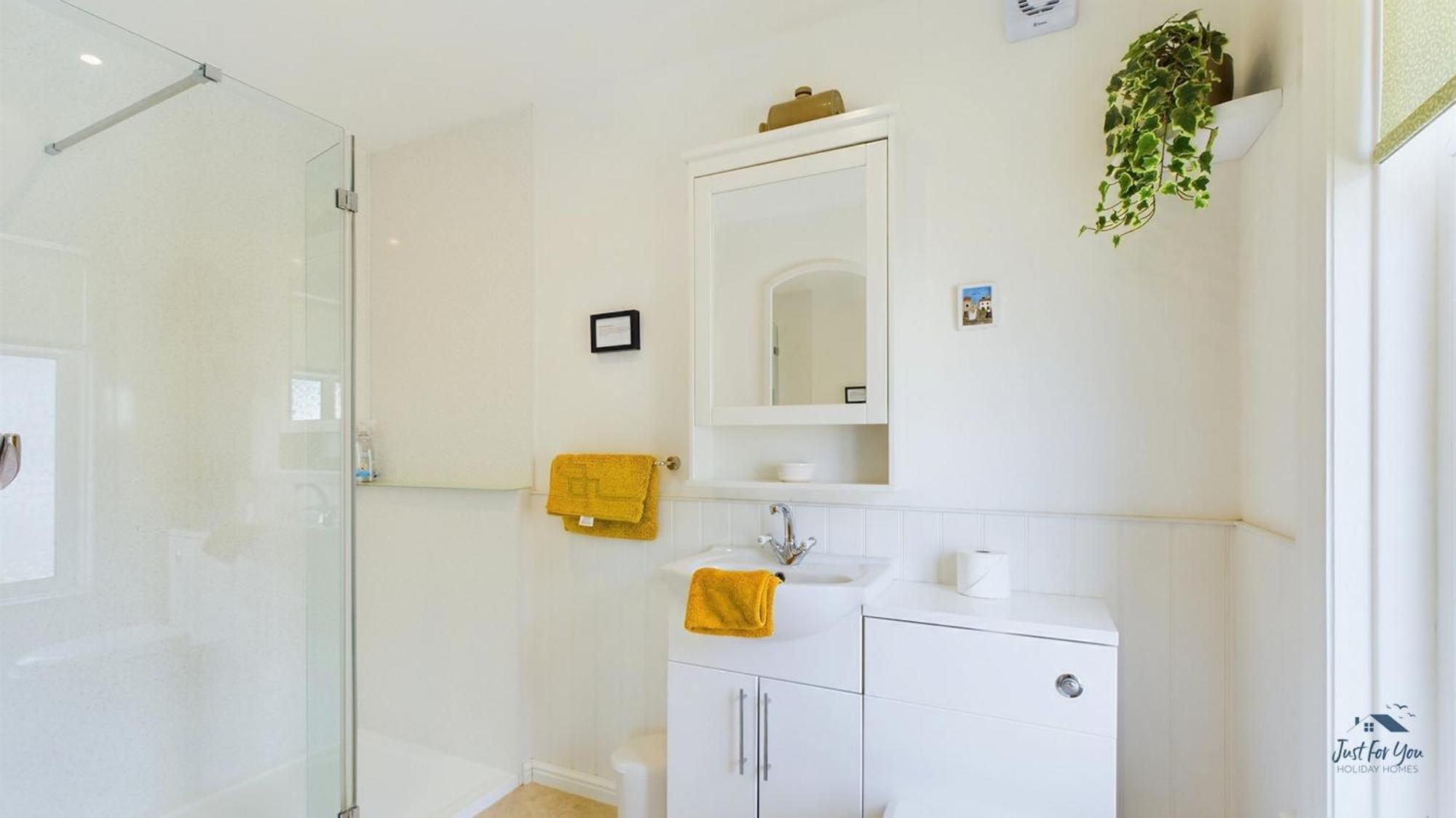 Anchor Down Cottage The Perfect Seaside Retreat Sleeps 4 Beach 2 Mins Ryde  Exterior photo