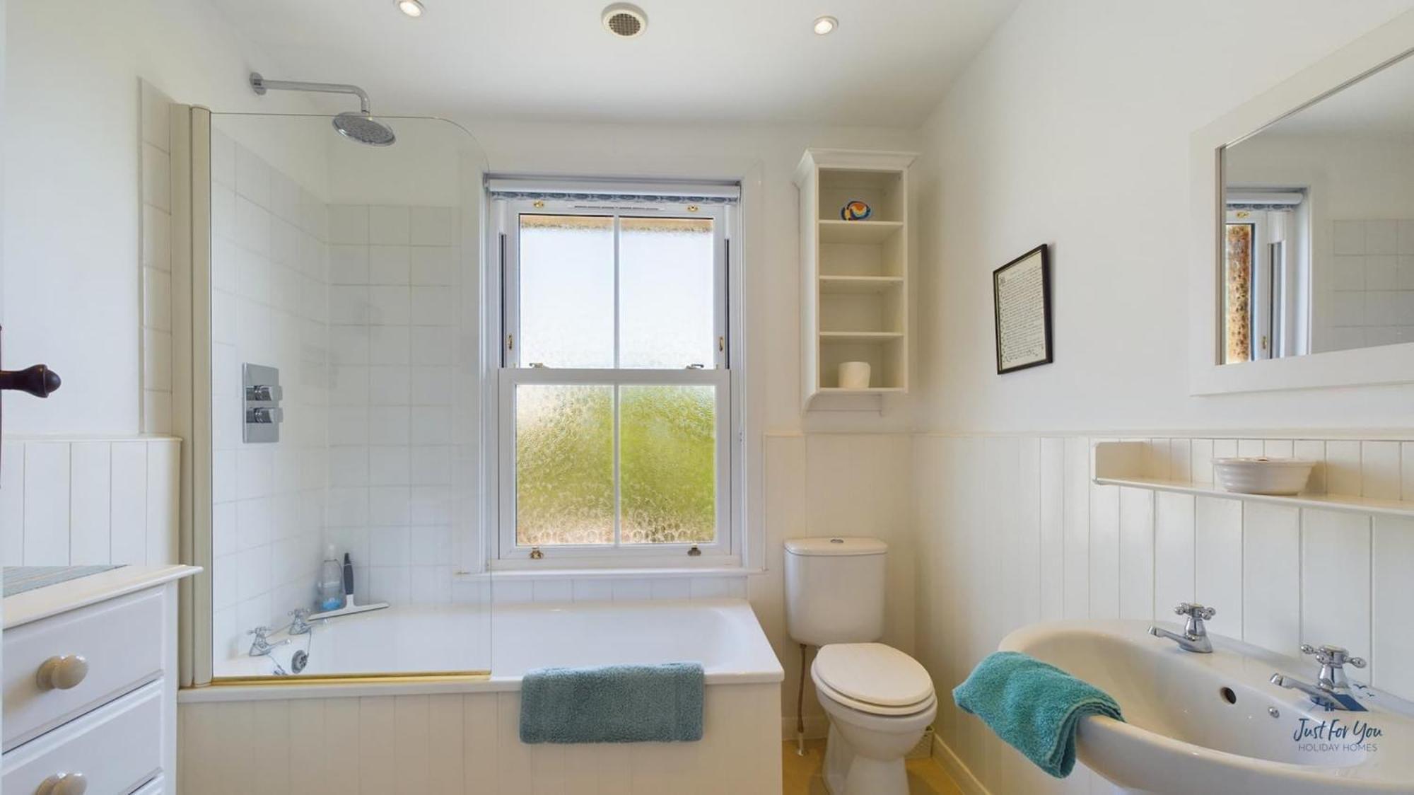 Anchor Down Cottage The Perfect Seaside Retreat Sleeps 4 Beach 2 Mins Ryde  Exterior photo